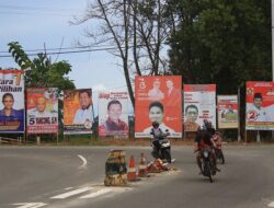 Pasang Baliho di Luar Jadwal Kampanye Bakal Dikenakan Pajak