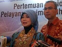 Dirjampelkes BPJS Kesehatan Jadi Pembicara di Hari Bakti IDI di Kota Padang