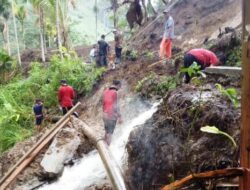 Pipa PDAM Gantung Ciri Putus, Distribusi Air Terganggu