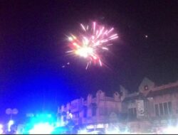  Kembang Api, Tandai Malam Pergantian Tahun Baru di Kota Solok