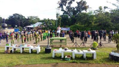 Pemkab Mentawai dan Satgas TMMD Peringati 7 Pesan Sekerei