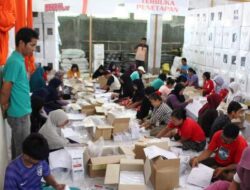 KPU Padang Temukan 31 Ribu Surat Suara Rusak