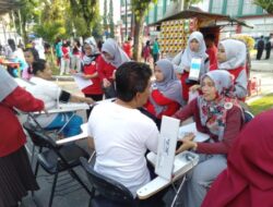 Ribuan Perawat Tumpah ke Jalan Layani Warga Kota Padang