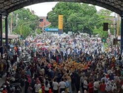 Sandi tak Singgah, Ribuan Warga Kecewa Berat