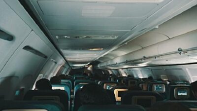 Intip 5 Tips Beli Tiket Pesawat Mudah dan Lebih Hemat dengan PayLater