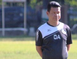 Hadapi Persipura, Legenda Minta Pemain Semen Padang Gandakan Semangat