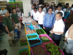 Petani dan Masyarakat Sama-sama Untung