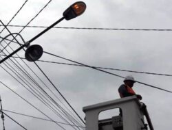 Dinas PUPR Terangi Kawasan Asrama Haji dengan Lampu Jalan