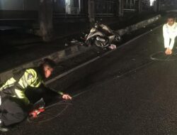 Salip Kiri, Warga Bukittinggi Tertabrak Truk di Panyalaian