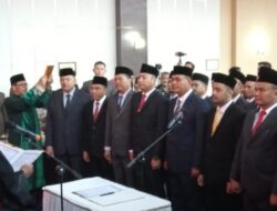 25 Anggota DPRD Solok Selatan Dilantik