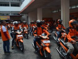 Petugas Pos di Bukittinggi Mogok Kerja