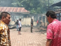 Lima Lokal di SDN 08 Cimpago Ipuah Mandiangin Terbakar