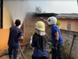 SDN 13 Pulau Punjung Terbakar