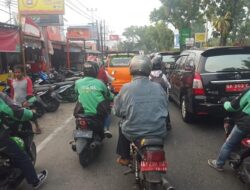 Tarif Ojol Naik 200 Persen, Angkot Kembali Dilirik