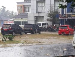 Usai Shalat Istisqa, Hujan Turun di Dharmasraya
