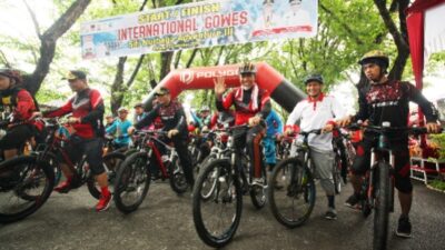 International Gowes Siti Nurbaya Berhadiah Tiga Paket Umrah