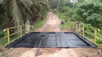 Dinas PUPR Perbaiki Jembatan, Warga Tiumang Senang