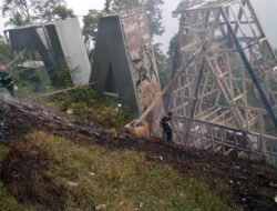 Si Jago Merah Mengamuk di Gunung Padang, Ikon Kota Terbakar