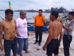 Kapal Nelayan Tiku Tenggelam, Empat Nelayan Selamat