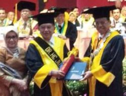 Dianugrahi UNP, JK Kantongi 13 Doktor Honoris Causa
