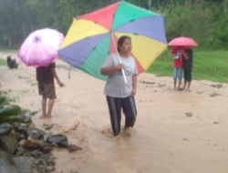 Solok Selatan Banjir Lagi, Rumah Warga Pakan Rabaa Utara Terendam