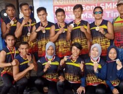 Tim Dayung Agam Juara di Dragon Boat Festival Pekanbaru