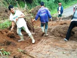 Ruas Jalan Baso-Tanah Datar Buka Tutup