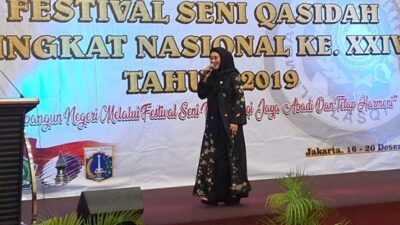 Lisda Hendrajoni Buka Festival Kasidah Tingkat Nasional