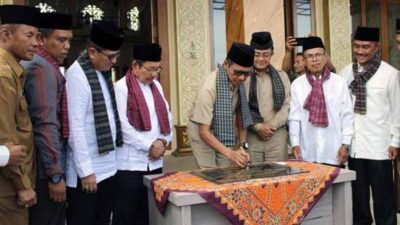 Gubernur Sumbar Resmikan Masjid Jami’ Ladang Laweh X Suku