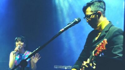 Band Mocca Rayakan 20 Tahun dengan Konser
