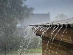 Waspada Hujan Disertai Angin Kencang di Wilayah Padang Hingga Agam