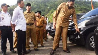 Walikota Padang Panjang Cek Kelaikan Kendaraan Dinas