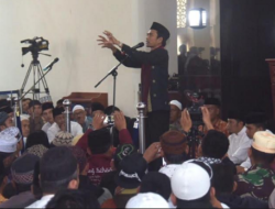 Di Padang Panjang, UAS Berikan Tausiyah