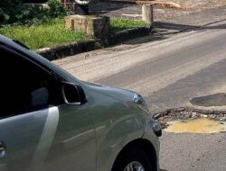 Jalan Utama Lubuk Basung Makin Parah