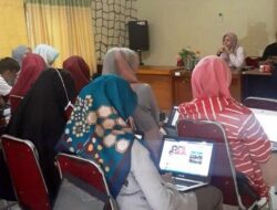 Diskominfo Kota Pariaman Beri Bimtek Tentang Website Desa