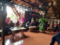 Gelar Kegiatan Sosial, Koarsa Foundation Gadeng Owner Green House Lazatta