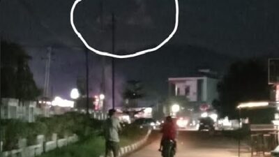 Awan Menyerupai Orang Shalat Muncul di Langit Dharmasraya