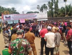 Diduga Lecehkan Ninik Mamak, Warga Asam Jujuhan Segel Gerbang PT TKA