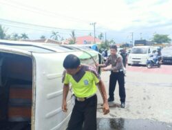 Bus Yudha Rebah Kuda, Sopir Melarikan Diri
