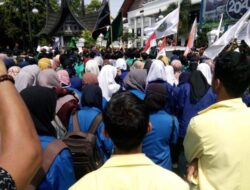 Ratusan Mahasiswa Sumbar, Tolak RUU Omnibus Law