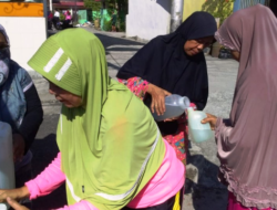 IRT di Pariaman Antusias Semprot Disinfektan