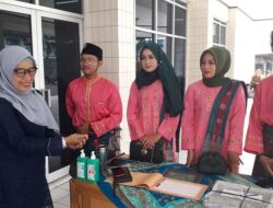 Wisuda ISI, Hand Sanitizer Disediakan di Pintu Masuk
