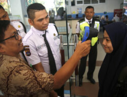 Mulai Hari Ini Suhu Tubuh Pengunjung RSUP M. Djamil Diperiksa