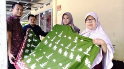 Rini Safiitri Aplikasikan Ilmu dari BDI dengan Membatik