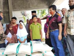 Yayasan Al Azis Salurkan 36 Ton Beras untuk Anak Yatim