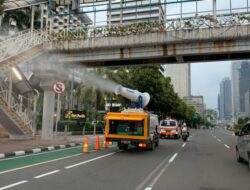 Pertama Operasi Penyemprotan Disinfektan PMI Berskala Besar Berjalan Lancar