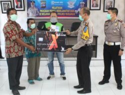Korlantas Mabes Polri Salurkan Bantuan untuk Sopir Angkutan