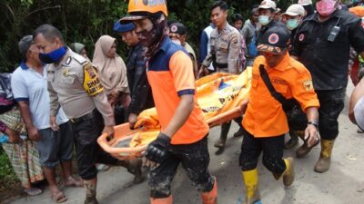 Dua Korban Galodo Malalo Ditemukan Meninggal Dunia