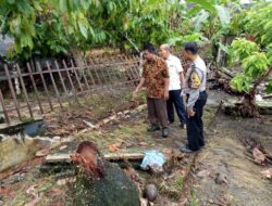 Pagar Beton Rumah Jebol Diterjang Luapan Irigasi Banda Baru