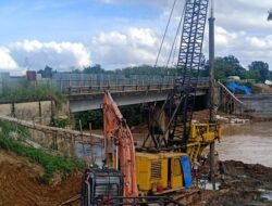 Kurangi Kemacetan Jalinsum, Pengerjaan Jembatan di Batang Siat Dharmasraya Dikebut